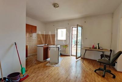 Casă individuală cu 10 camere cu Canalizare în Iris - 6