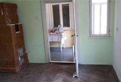 Casă cu 2 camere în Popești-Leordeni - 4