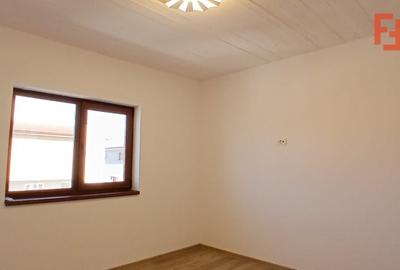 Duplex cu 5 camere cu Teren 300 Mp în Dumbrăvița - 10