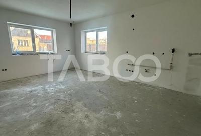 Casa de tip duplex 4 camere 140 mpu 2 bai zona Veterani in Sibiu - 1