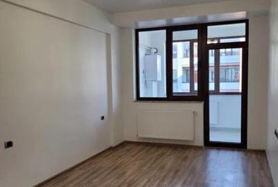 Apartament cu 3 camere decomandat, mobilat în Tractorul - 3