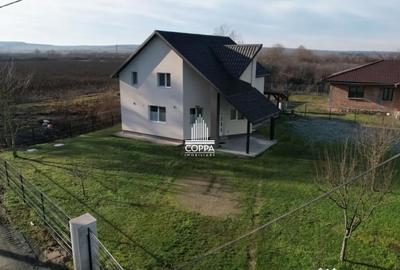 Casă cu 4 camere cu Teren 865 Mp în Săcălășeni - 9