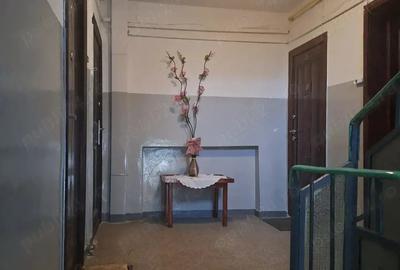 Apartament cu 2 camere nedecomandat în Micro 9 - 7