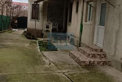 Casă cu 3 camere cu Canalizare în Central - 16