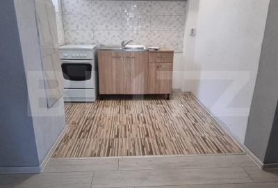Apartament de vanzare, cu 2 camere, zona Micro 14 - 3