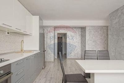 Apartament cu 3 camere de inchiriat in zona Tractorul - 1