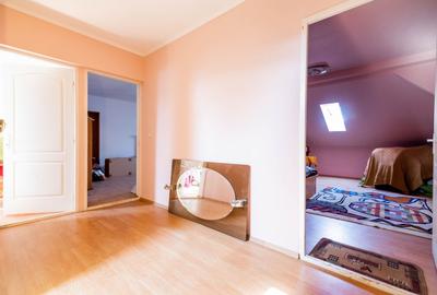 Casă individuală cu 5 camere cu Canalizare în Central - 4