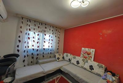 Apartament cu 3 camere semidecomandat în Sud - 2