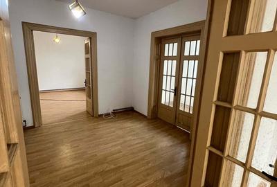 Casa,cazare de inchiriat ideal pentru echipe de muncitori .complet utilata.tv wifi aer curte gratar - 1