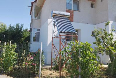 Apartament cu 2 camere decomandat în Curtișoara - 4