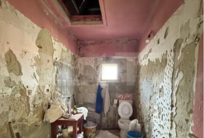Casă cu 4 camere cu Teren 244 Mp în Central - 3