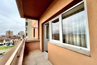 Apartament Renovat cu 2 Camere si Parcare zona Centrala - 11