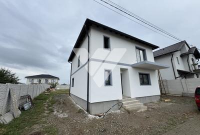 Casa noua inviduala 4 camere 2 bai si teren 290 mp in Cristian Sibiu