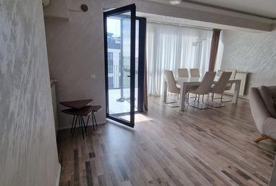 Apartament cu 3 camere semidecomandat în Central - 7