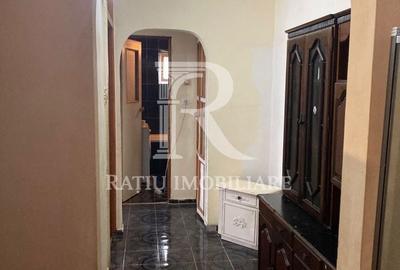 Apartament cu 3 camere decomandat în Rogerius - 2