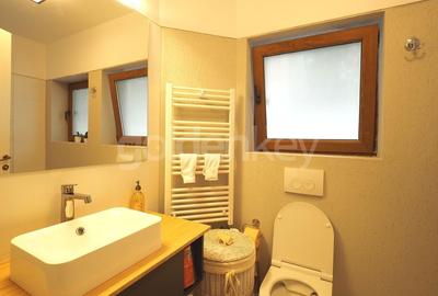 Vila cocheta amplasata langa padure cu piscina proprie - 11