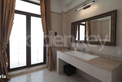 Casă cu 6 camere cu Teren 813 Mp în Central - 20