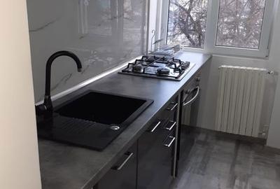 Apartament cu 2 camere în Craiovița Nouă