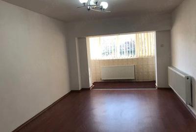 Apartament cu 3 camere decomandat în Central - 7