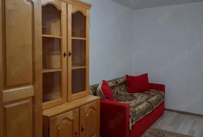 Garsoniera de inchiriat- Gherla, Str. Victoriei, complet mobilata, etaj 4, 24 mp + balcon - 2