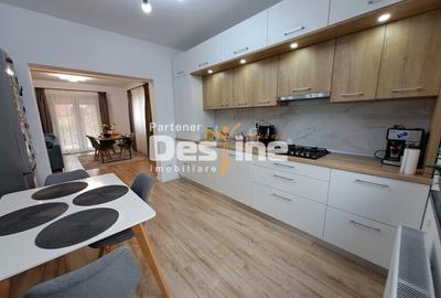 Casa individuala, P+1+POD,   Miroslava centru - 11