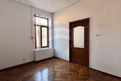 Vila de vanzare in zona peninsulara Constanta - 33