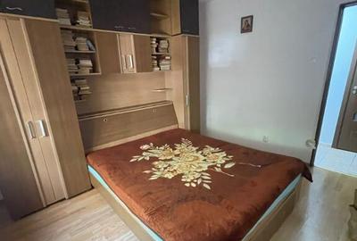 De vanzare Apartament 3 camere, 2 bai, Str. Panselelor | Etaj 2 |