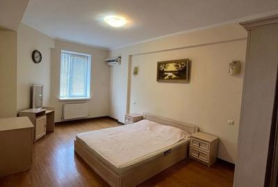 Garsonieră decomandată în 13 Septembrie - 2