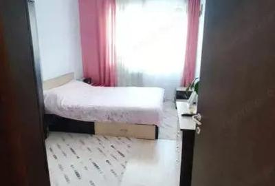 Apartament cu 2 camere decomandat în Uverturii - 7