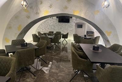 Casă cu 6 camere în Central - 6