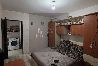 Apartament cu 4 camere semidecomandat, mobilat în Apărătorii Patriei - 8
