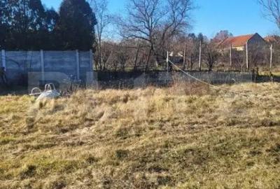 Teren de 460 mp, în Central