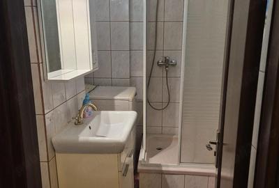 Garsonieră decomandată în Titan - 1