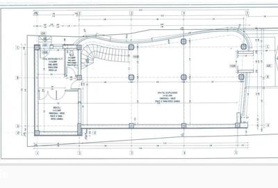 Spațiu comercial, de 250 mp, în Central - 3