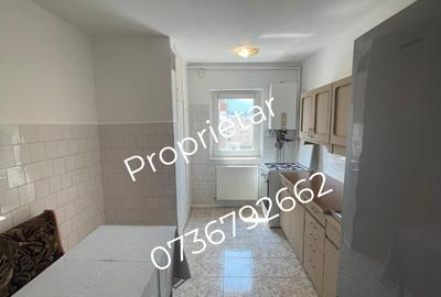 Proprietar – 3 camere, confort 1,  2 băi, 2 balcoane, Tractorul - 3