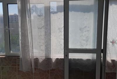 Apartament cu 2 camere semidecomandat în Micro 9 - 6