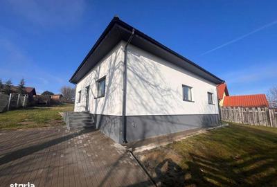 Casă cu 4 camere cu Teren 880 Mp în Feleacu