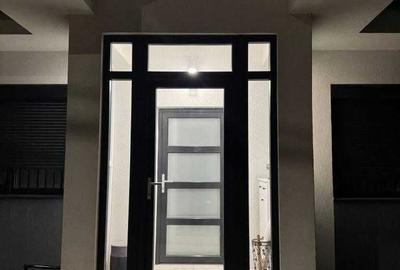 Casă cu 3 camere în Central