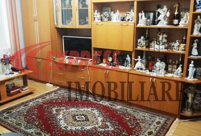 Apartament cu 3 camere semidecomandat în Dristor