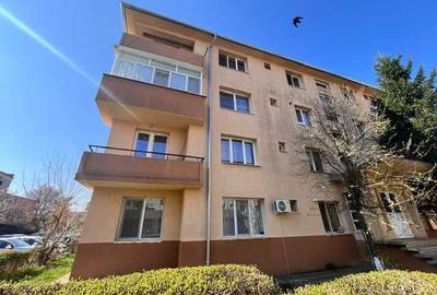 Apartament cu 2 camere nedecomandat în Strei