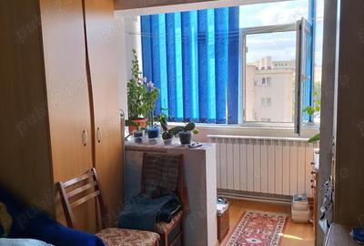 De vanzare apartament cu trei camere confort 1 - 9
