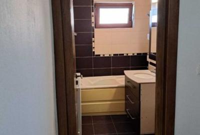 OFERTĂ-NAVODARI ORAȘ- APARTAMENT 3 CAMERE- 74000 EURO- COMISION 0% - 3