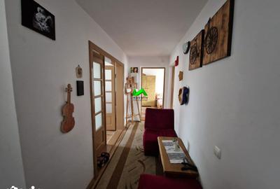 Casă cu 3 camere cu Teren 50 Mp în Central - 10