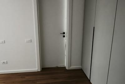Apartament cu 3 camere decomandat în Văcăresti - 2