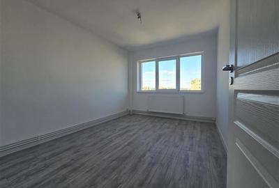 Apartament 2 camere Podu Ros - Renovat - Fara Risc - 2