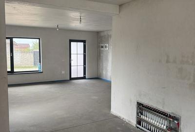 Casă cu 3 camere în Central - 4