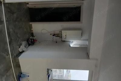 Apartament cu 4 camere decomandat în Central - 1