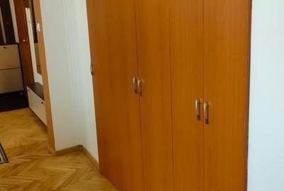 Chirie, 2 camere, mobilat, utilat, Transilvaniei. 300 E. Comision 0 - 13