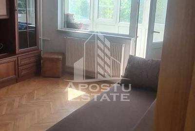 Apartament cu 3 camere, decomandat, etajul 2 , centrala proprie - 3