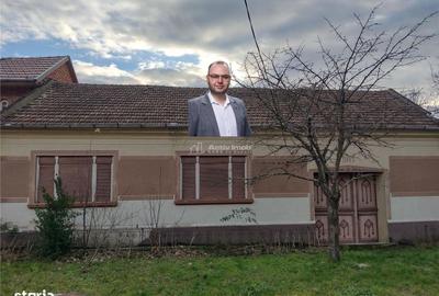 Casă cu 6 camere cu Teren 40 Mp în Sasca Montană - 20